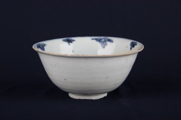 明青花瓷碗