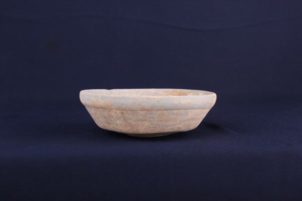 汉灰陶钵