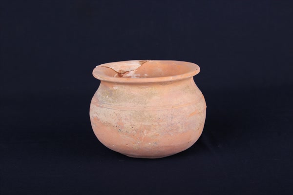 东汉釉陶釜