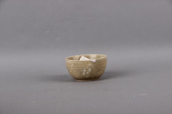 东晋青瓷碗