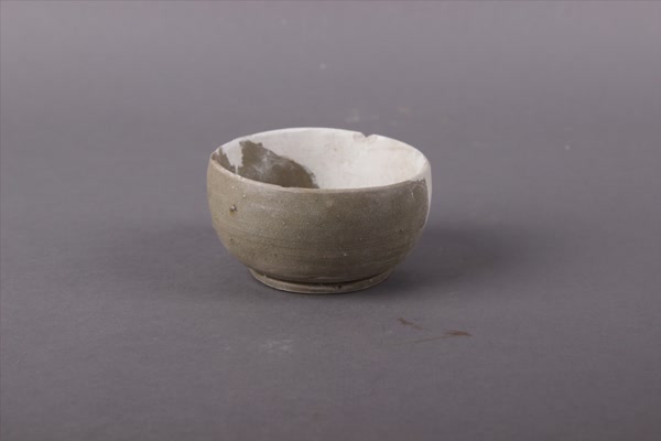 两晋青瓷杯