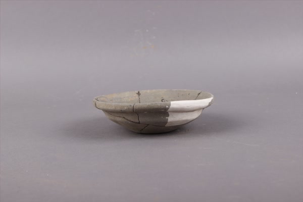 汉灰陶钵