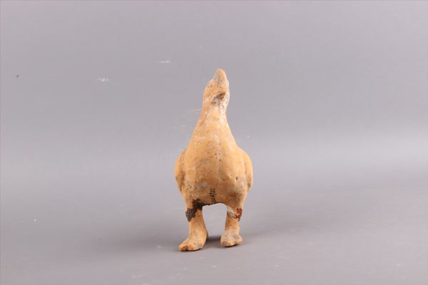 东汉红陶鸡