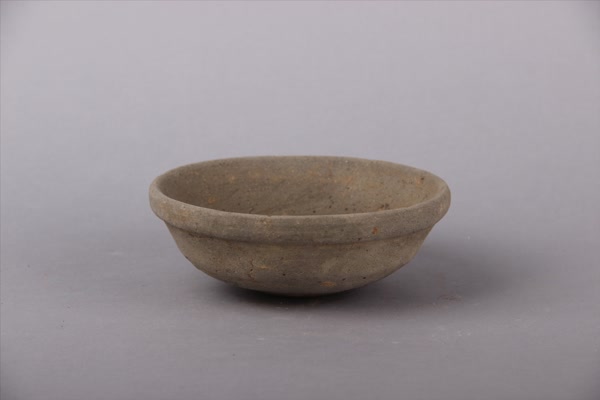 汉灰陶鉢