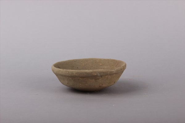 汉灰陶鉢