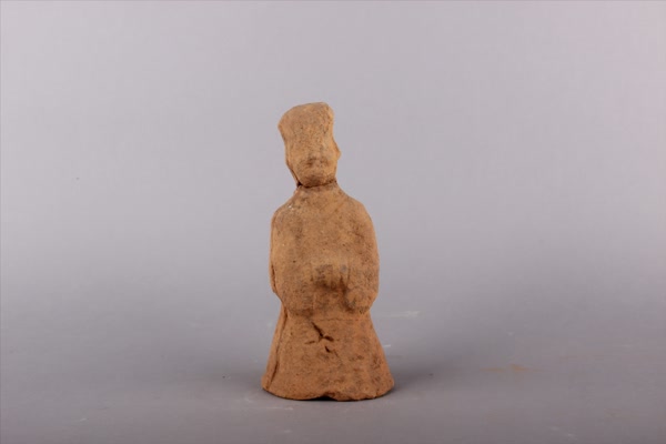 东汉红陶侍俑