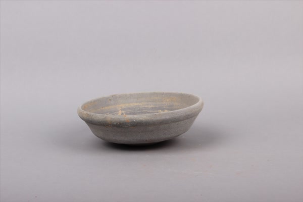 东汉灰陶钵