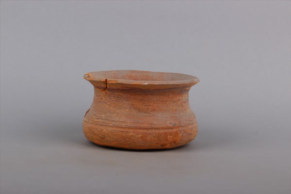 东汉釉陶釜
