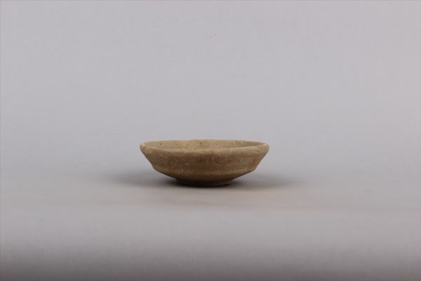 东汉灰陶钵