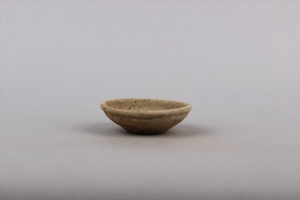 汉灰陶钵