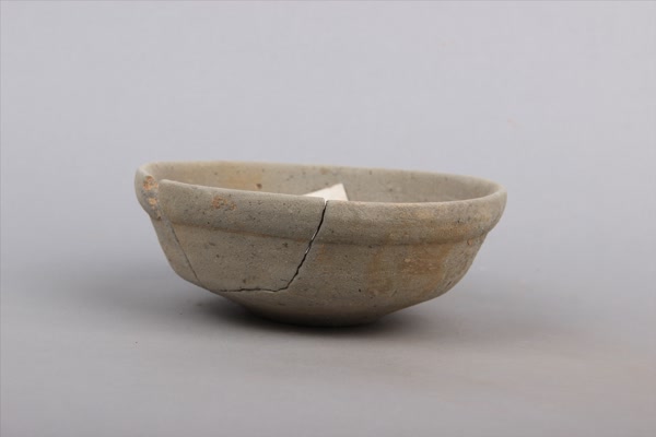 东汉灰陶钵