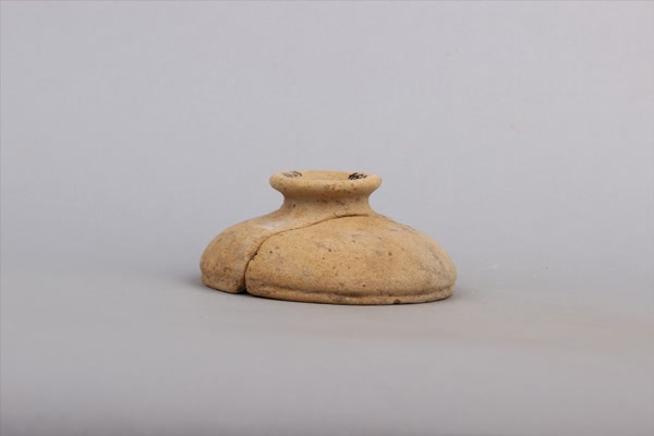 汉灰陶器盖
