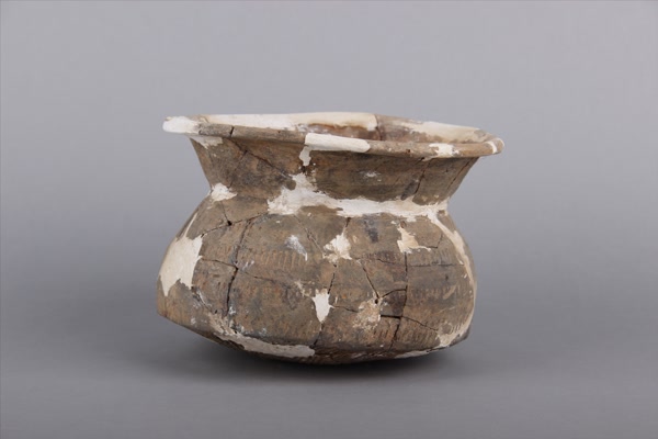 东汉灰陶釜