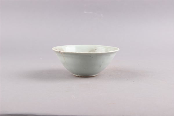 明青瓷碗