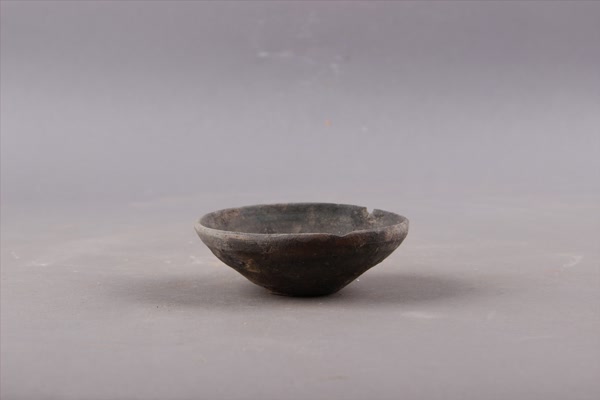 宋灰陶盏