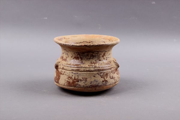 东汉灰陶釜
