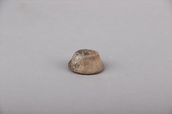 商灰陶纺轮