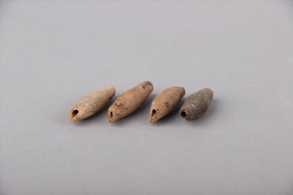 东周灰褐陶网坠