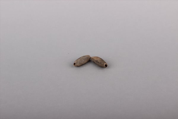 周灰陶网坠