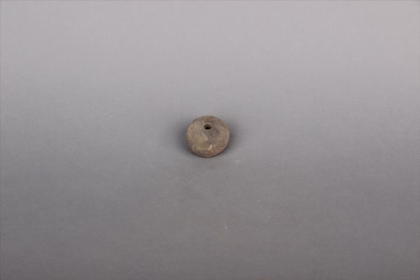 新石器时代灰褐陶纺轮